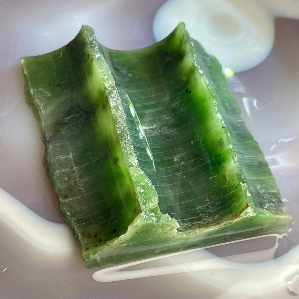 51503  Нефрит Срез 68мм