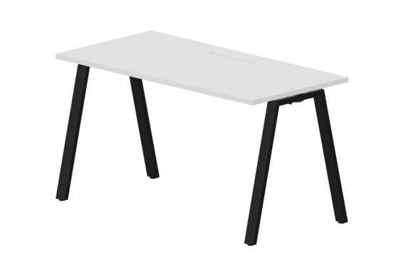 стол Arena 1380х680х750мм (меламиновый аутлет)