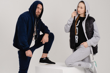 Спортивные костюмы взрослые