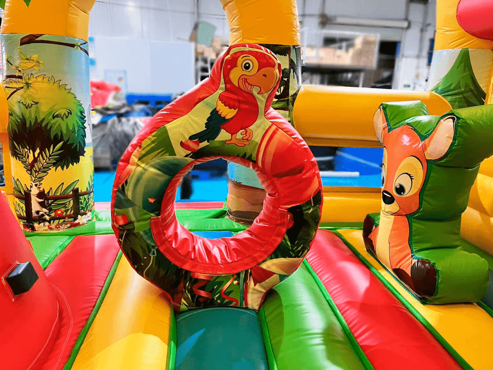 Коммерческий надувной батут «Страна Сафария» 10*6*6 м