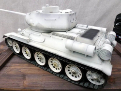 Радиоуправляемый танк Taigen T34-85 V3 2.4G с пневматической пушкой, зимний камуфляж, дымовые эффекты и высокая детализация