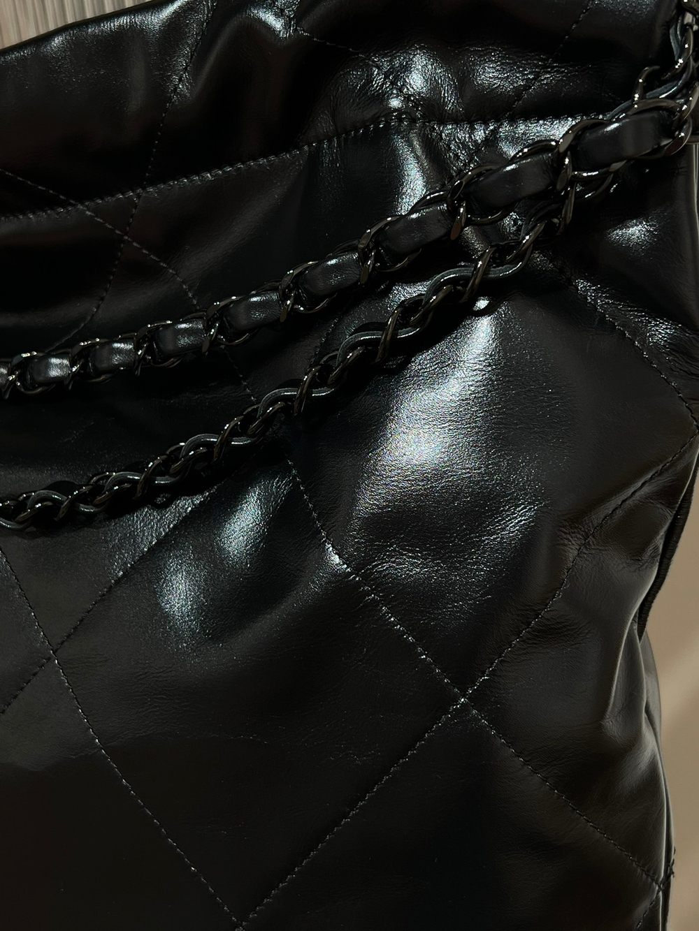 Chanel 22 Handbag