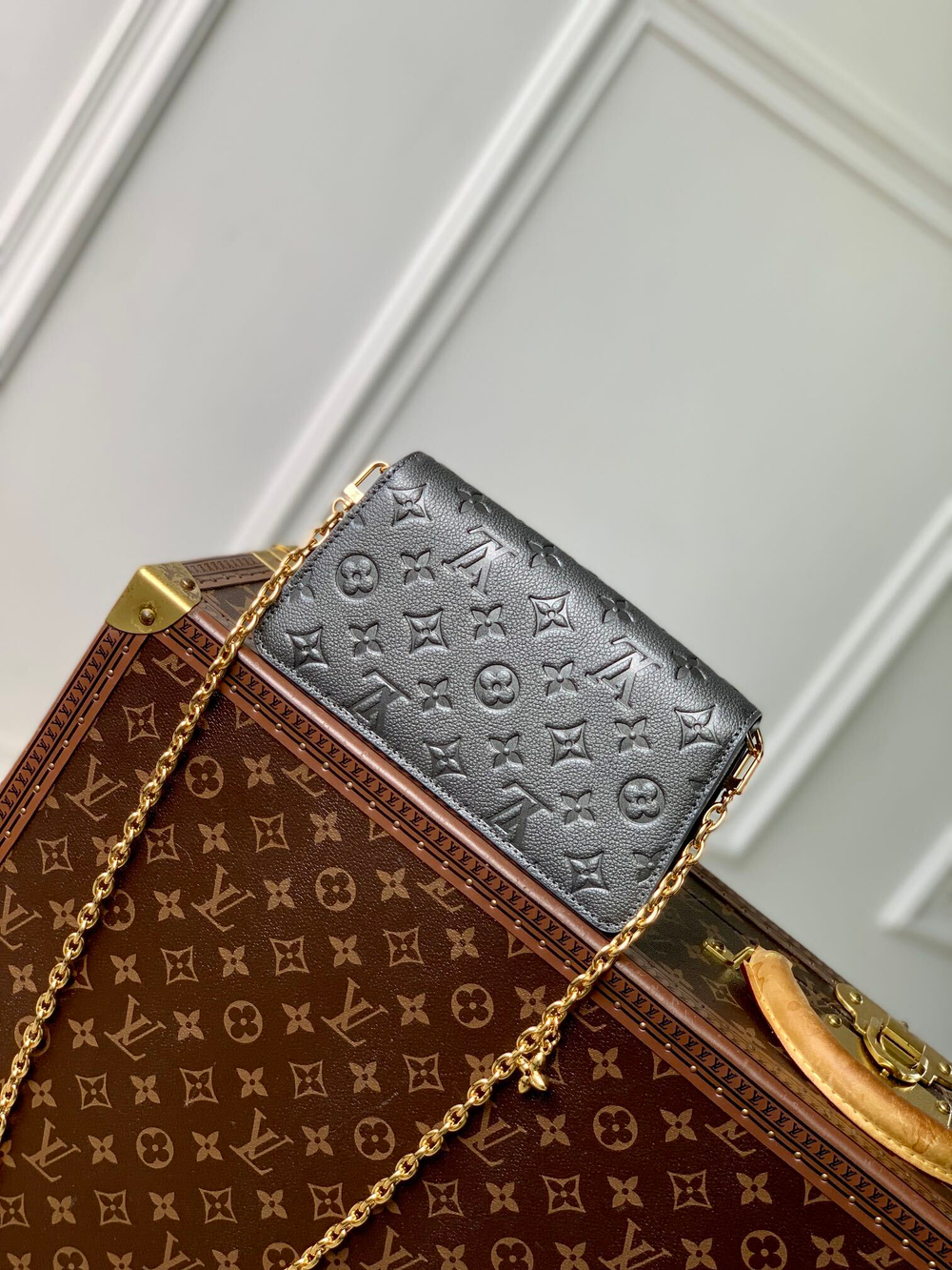 Louis Vuitton Metis Wallet On Chain