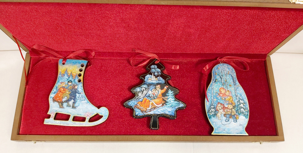 Набор из 3-х ёлочных игрушек  "Русская зима" с росписью Палех