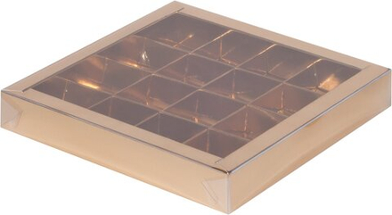 Коробка для конфет 16 шт с пластиковой крышкой,20х20х3см, золото