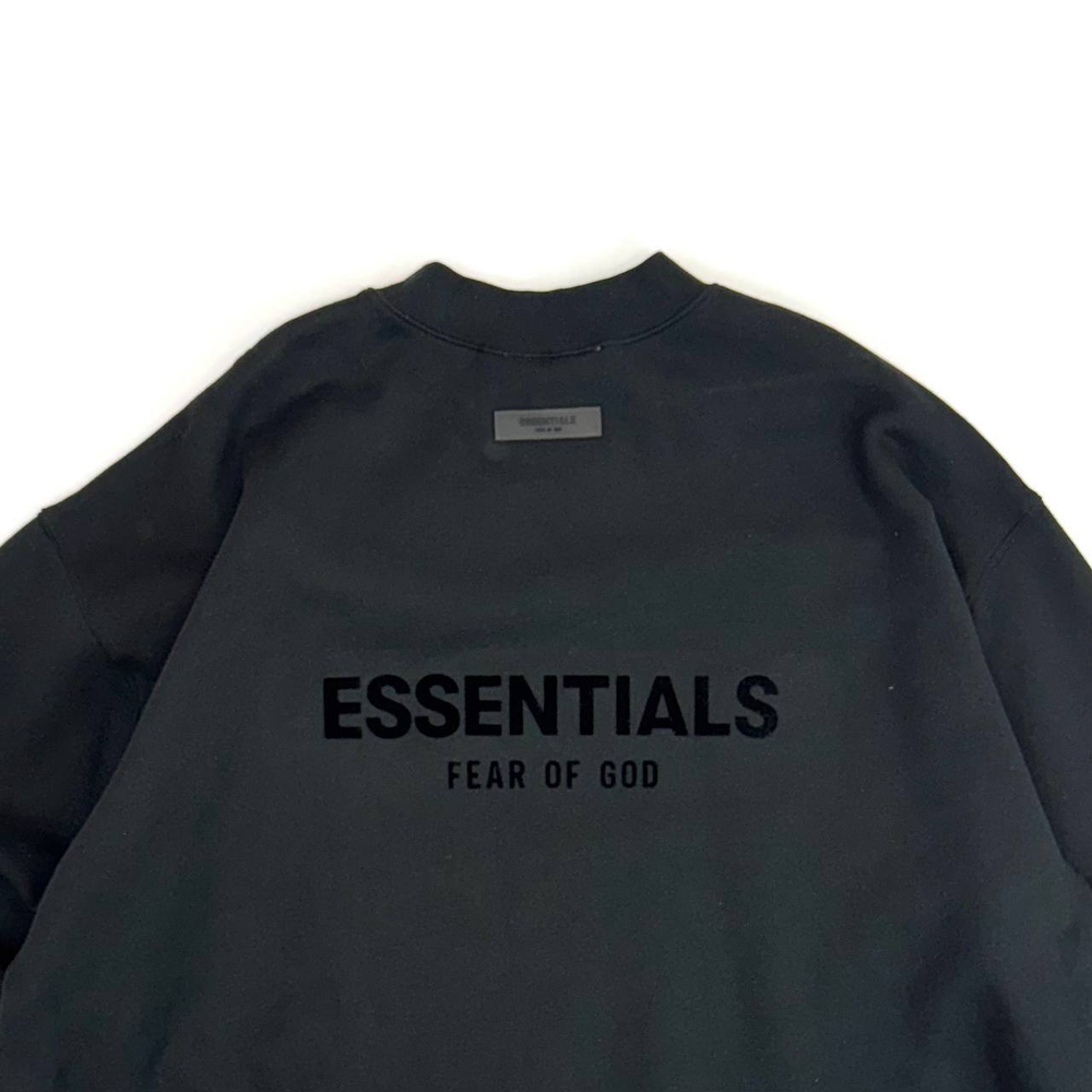 Свитшот Essentials