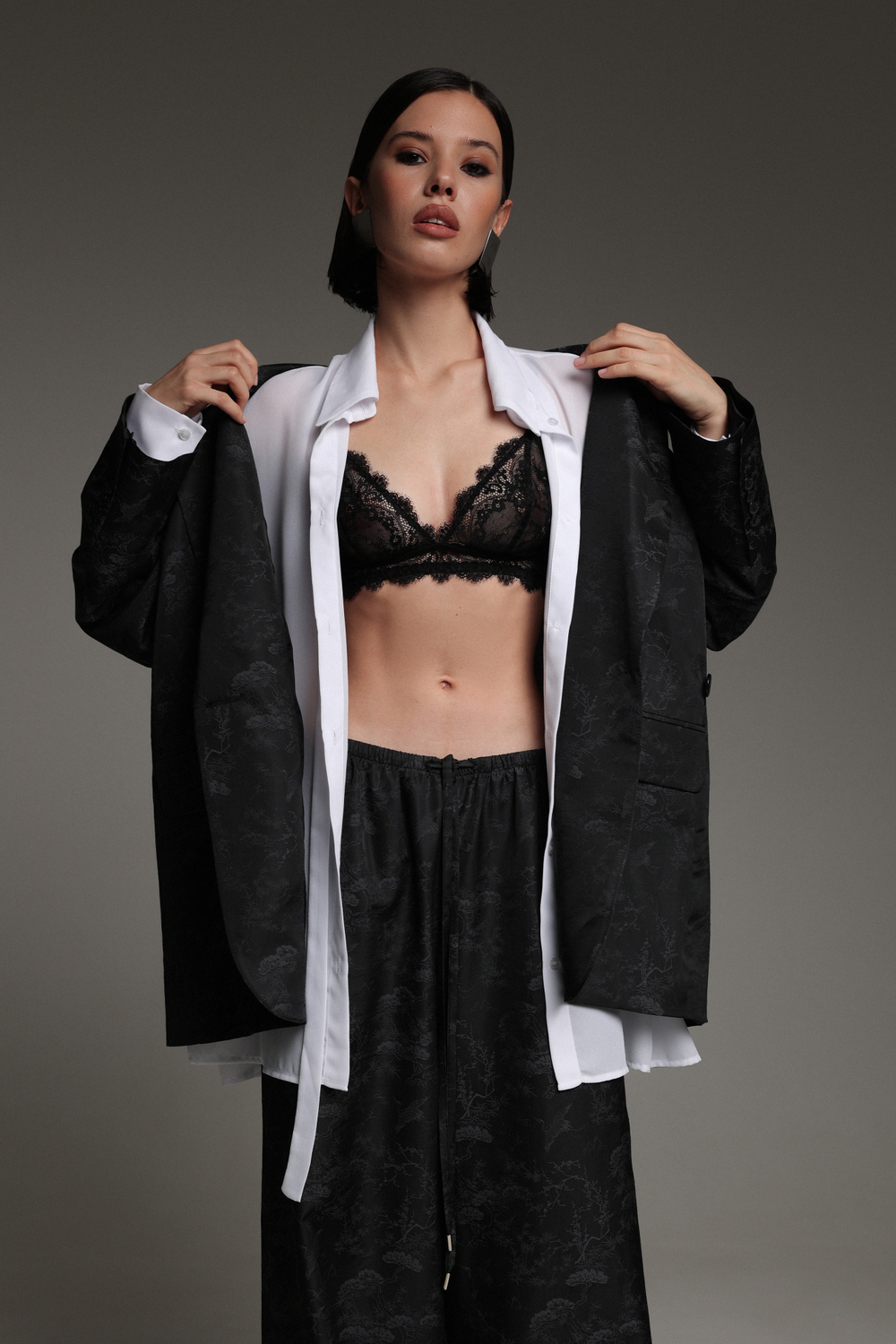 Топ-лиф из кружева