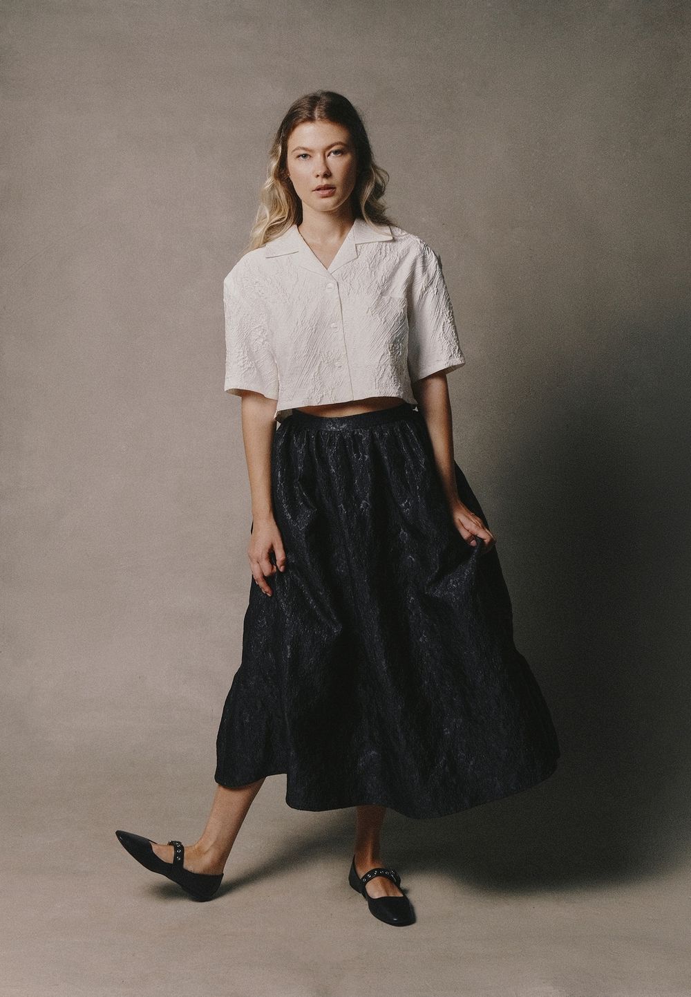 Noir skirt