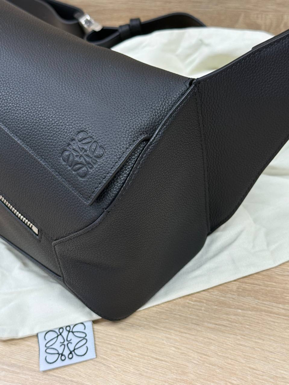 Поясная сумка Loewe