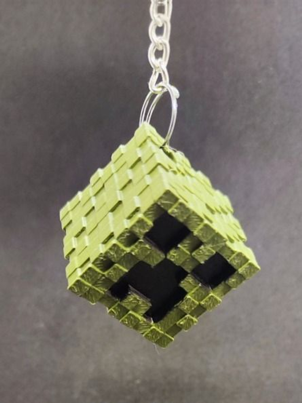 брелок из вселенной minecraft slime