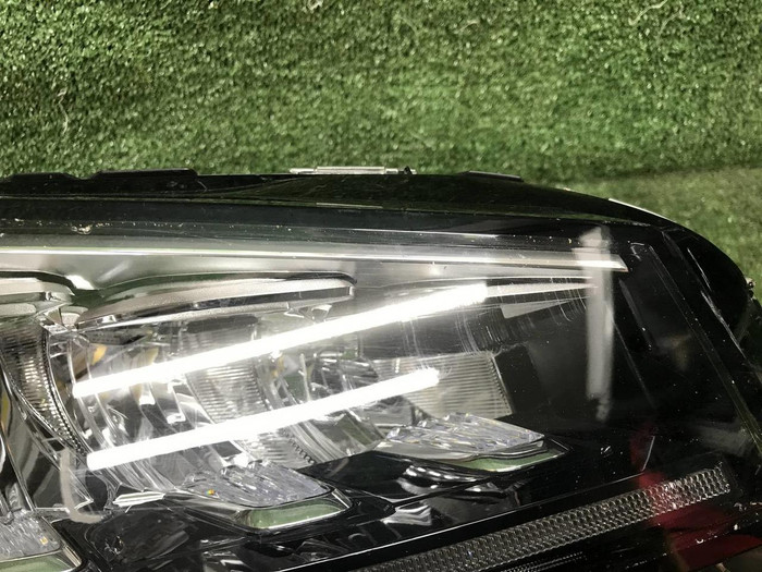 Битая Фара правая Geely Atlas Pro (2021-н.в.) LED