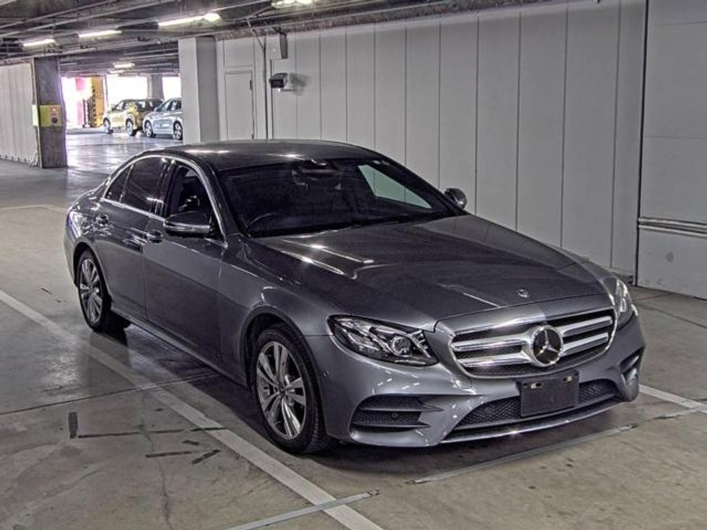 MERCEDES BENZ E CLASS E200  AMG LINE EXCLUSIVE 2020г.