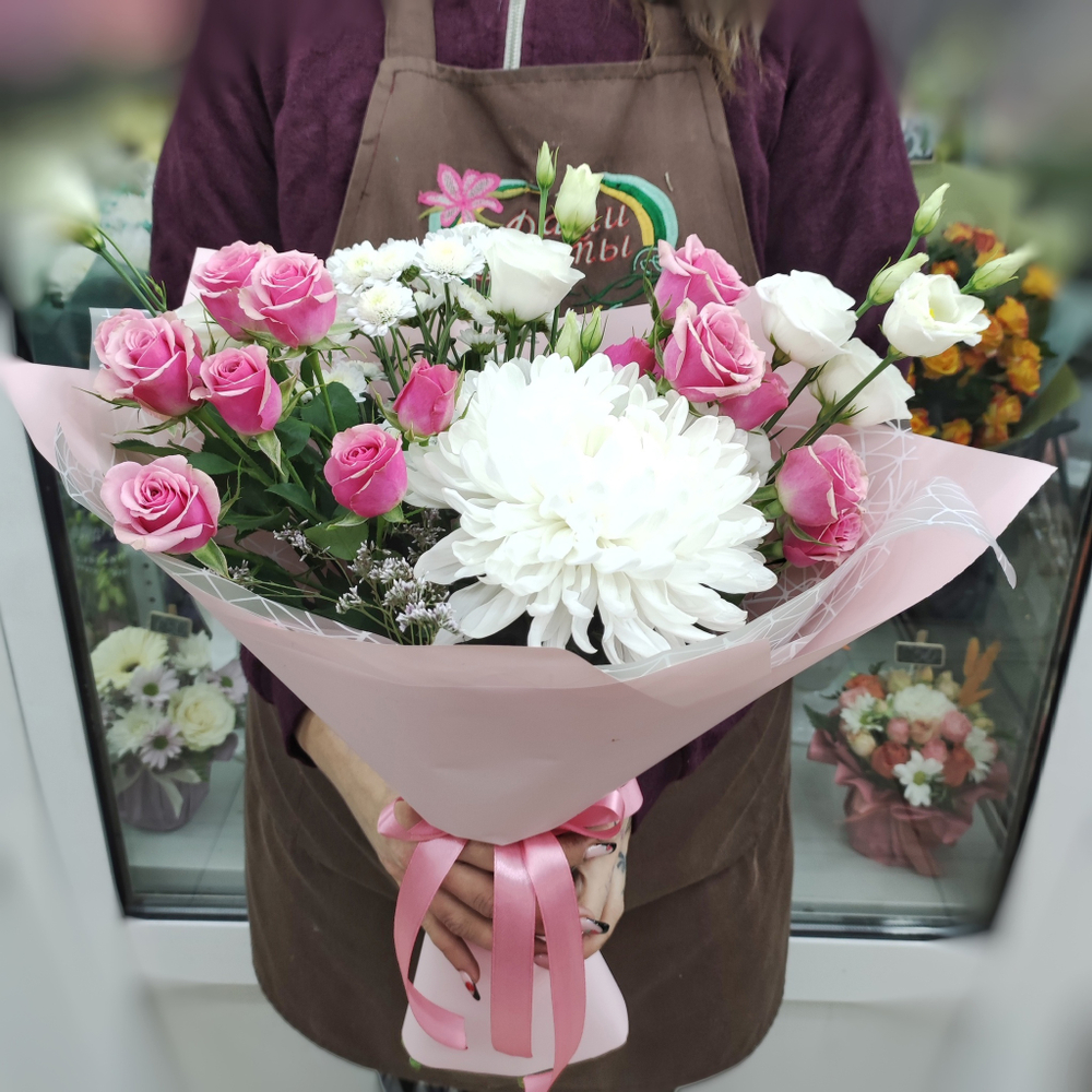 Авторский букет в розовой гамме