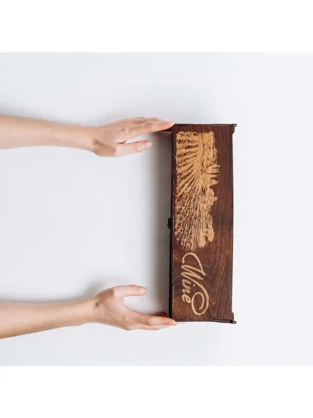 Подарочная коробка