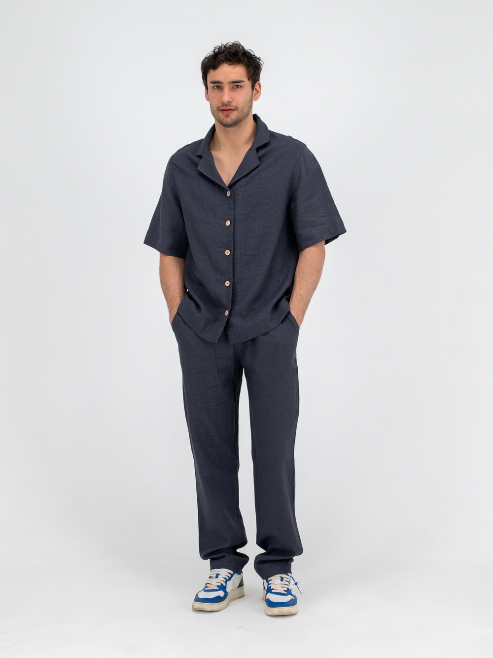 Костюм льняной с брюками. Графит