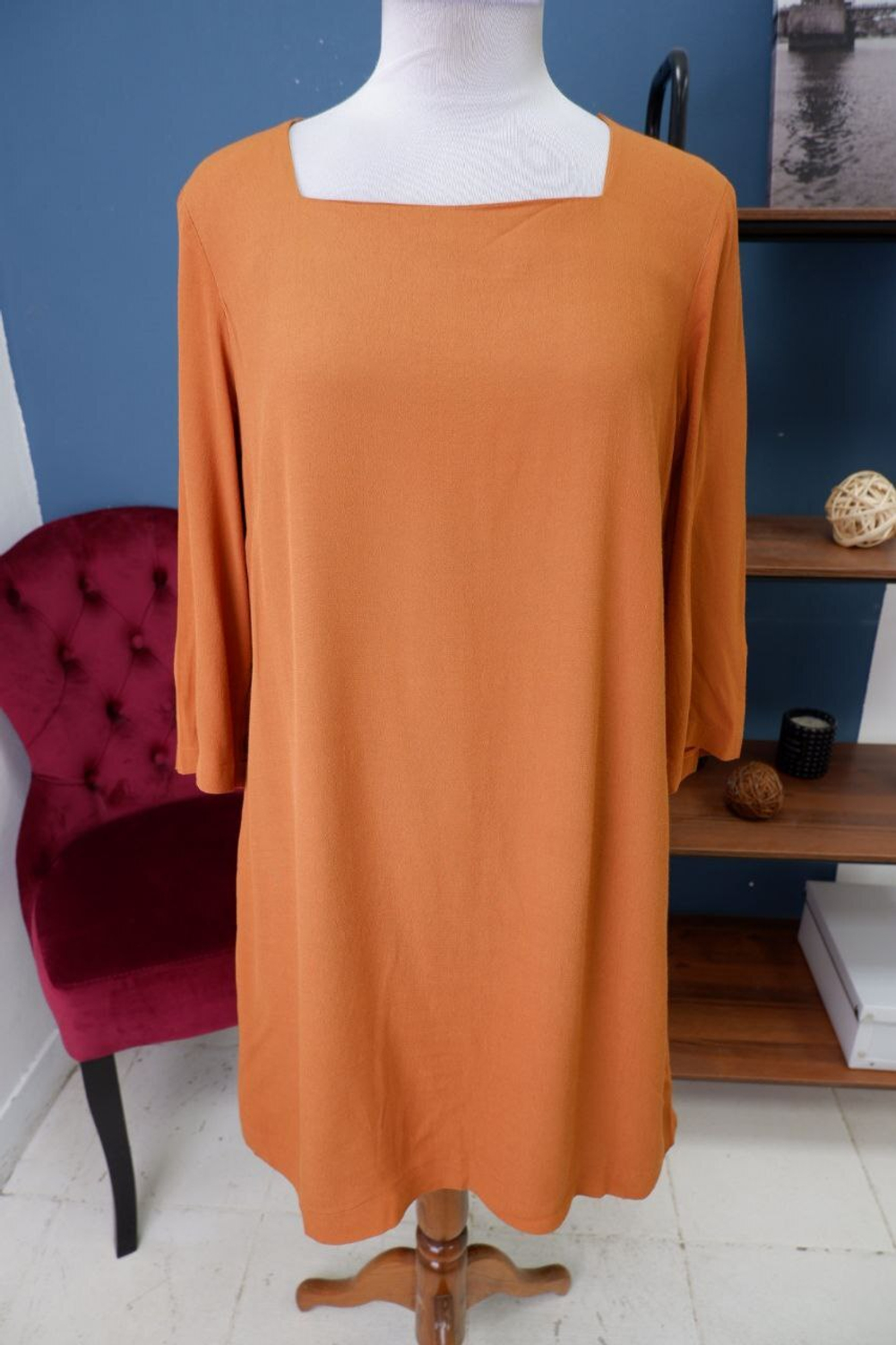 Платье B.C. Best Connections однотонное 48 размер