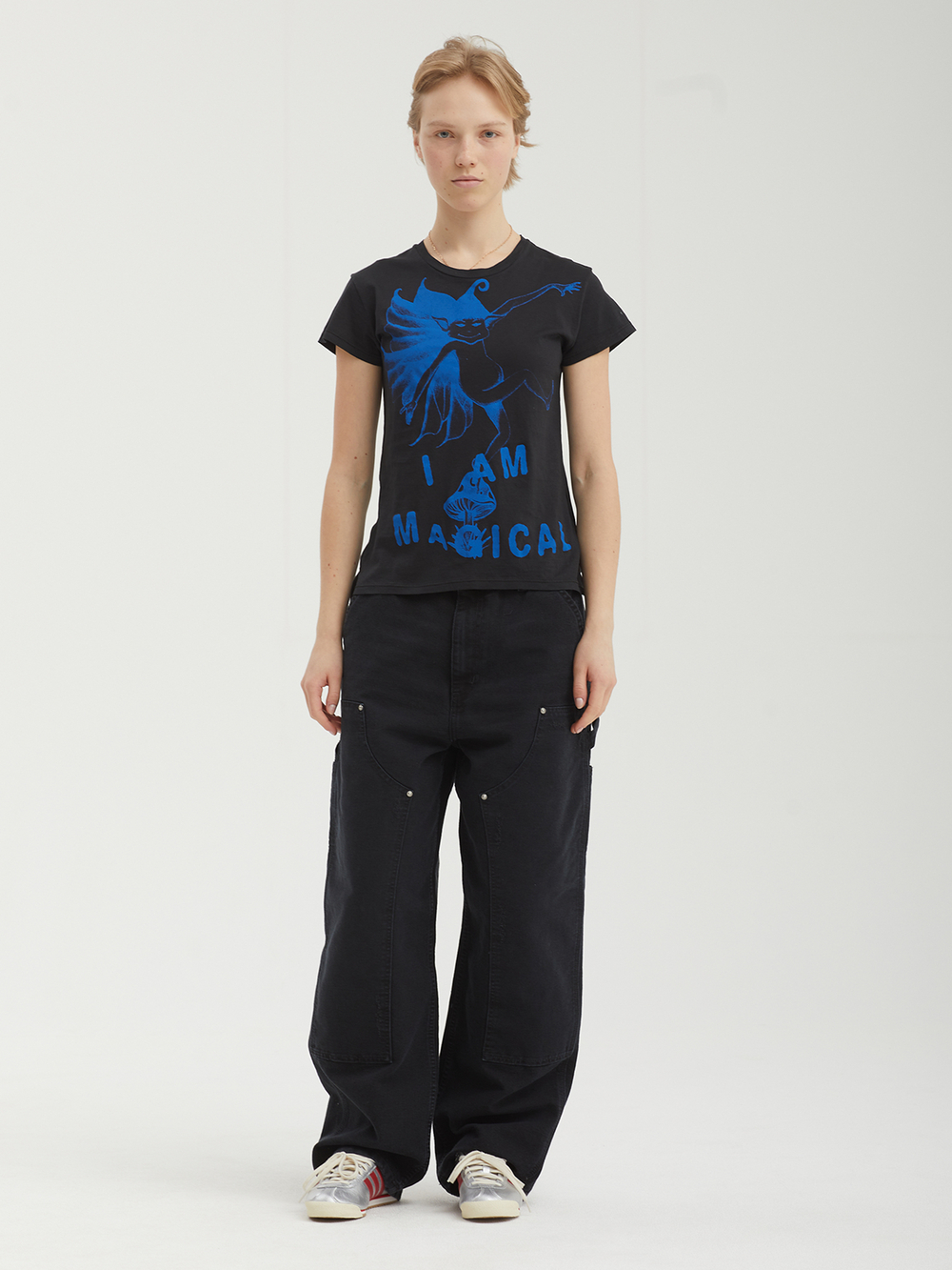 Женская Футболка Magical Cap