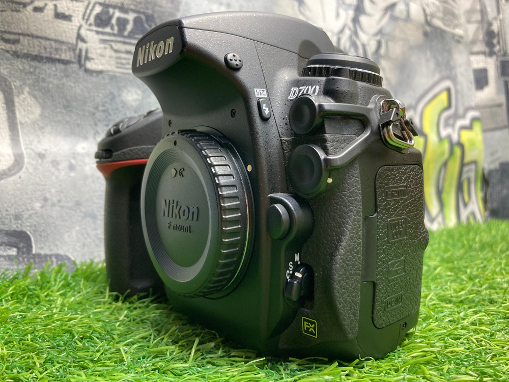 Nikon D700 3.900 кадров