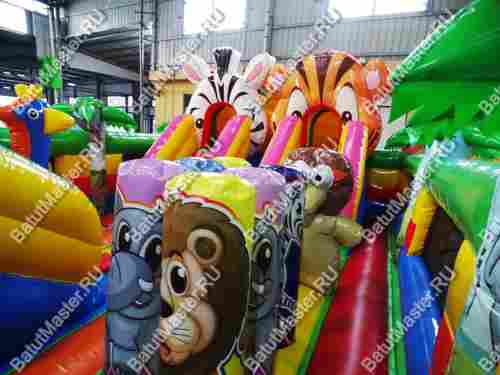 Коммерческий надувной батут "Зверята на радуге" 9*4.6*2.8 м, окна по бокам