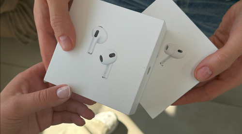 AirPods