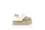 UGG Funkette Suede Platform Sand
