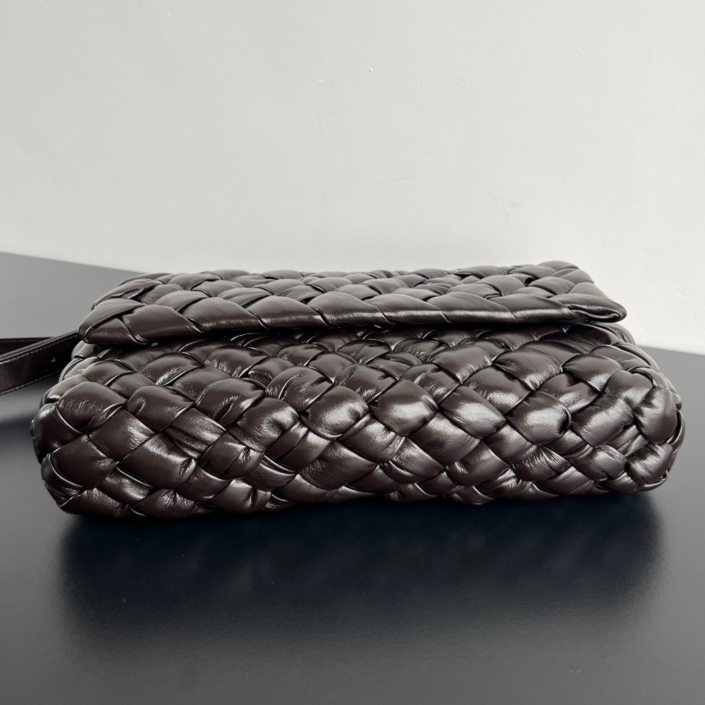 Bottega Veneta  Rumple Messenger 30 cm
