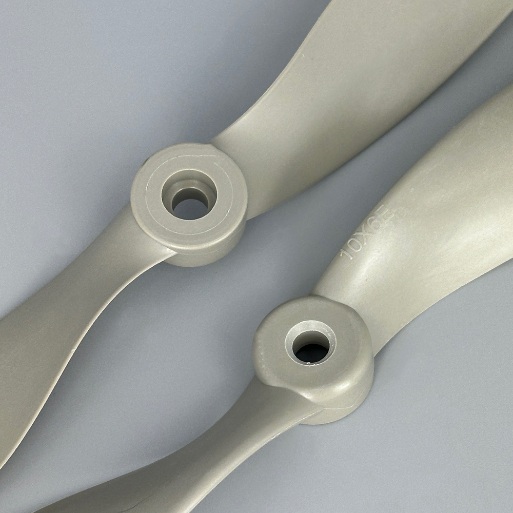 Пропеллер для электромоторов GEMFAN 10x6 (2 шт.)