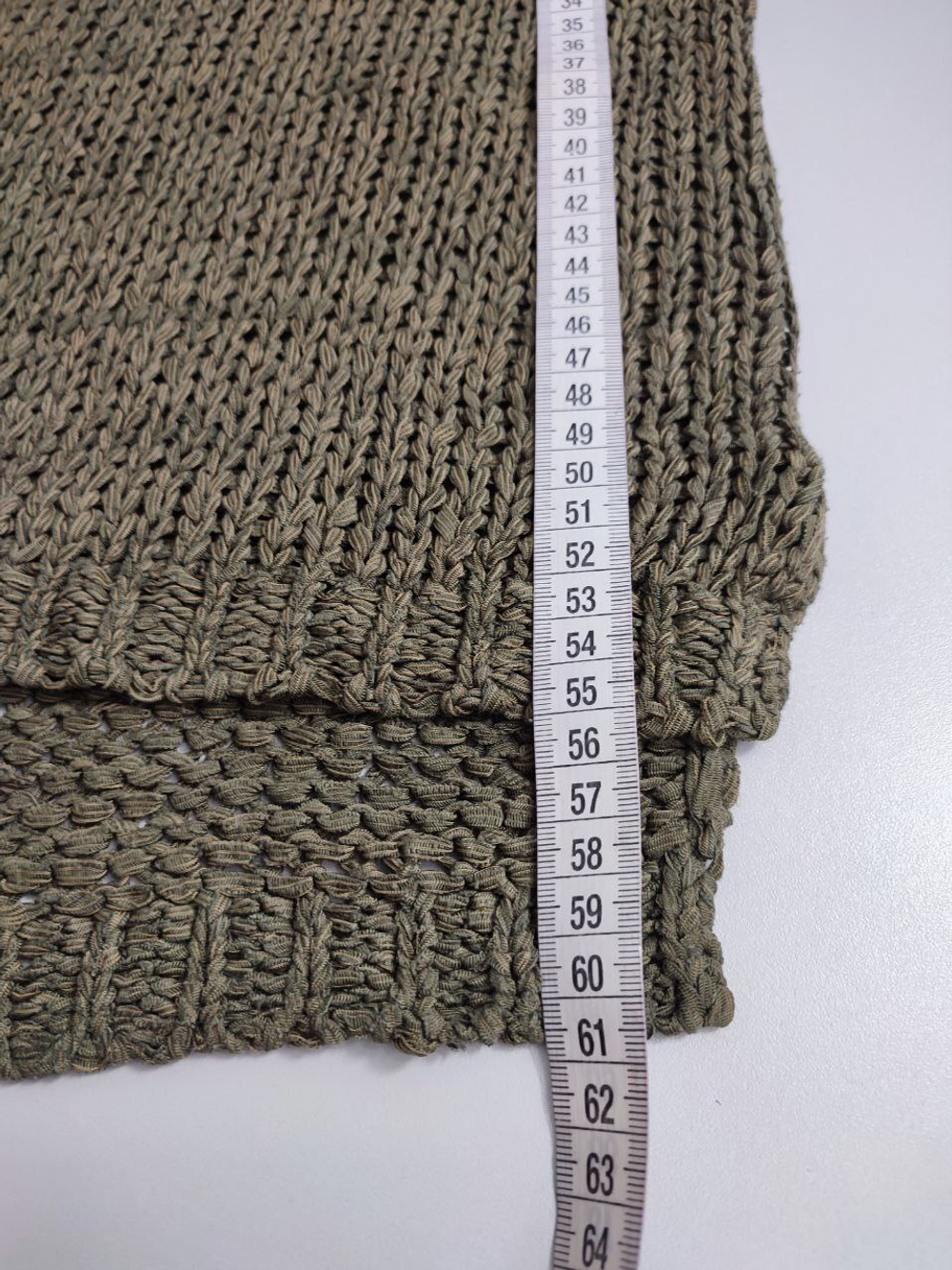 Джемпер H&M с V-образным вырезом 44 размер