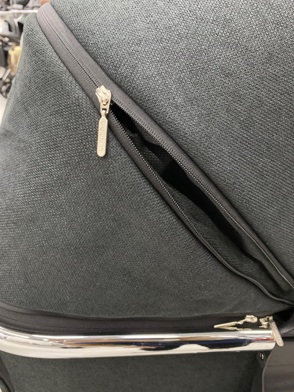 Детская модульная коляска 2в1 770 Чёрный текстиль серебристая рама