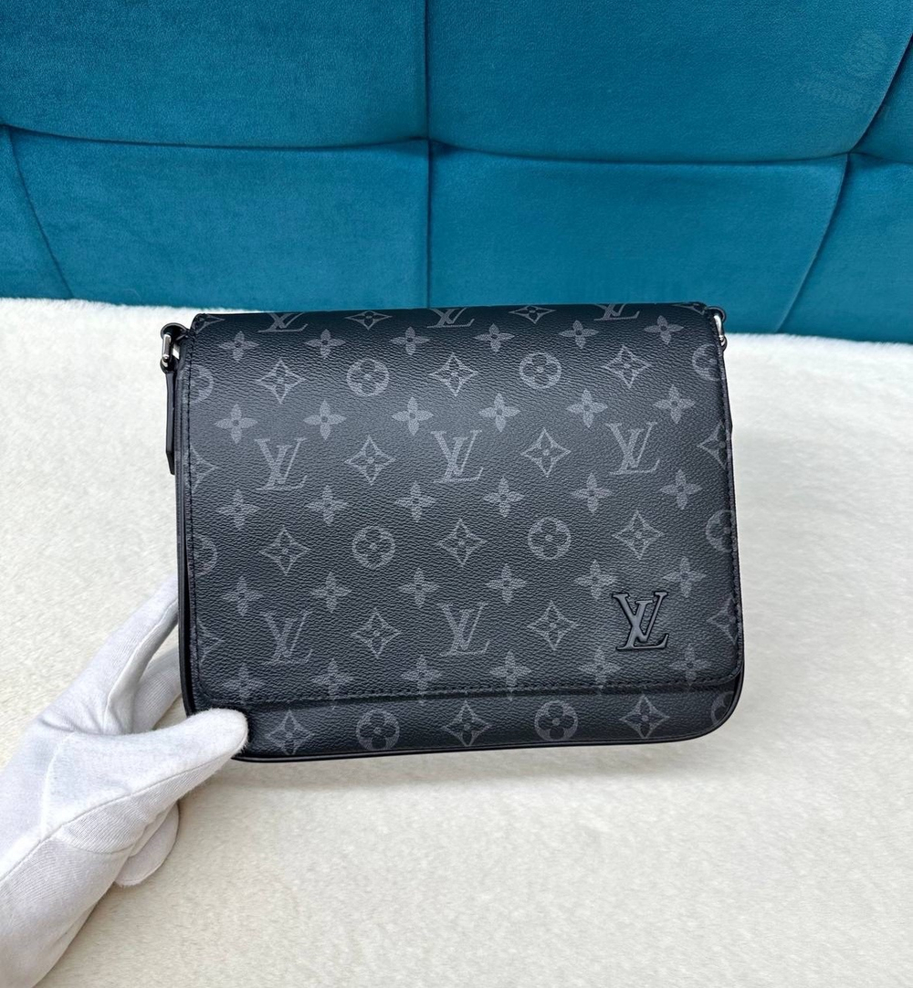 Сумка через плечо Louis Vuitton District PM