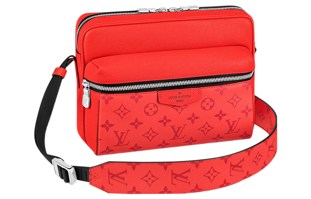 Lv Outdoor Messenger