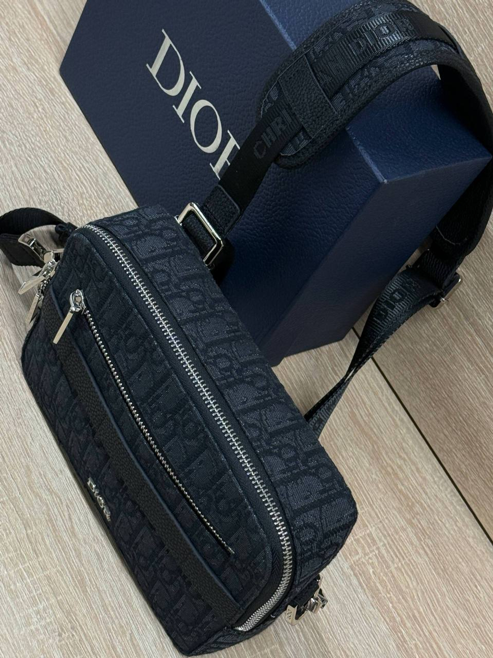 Сумка-мессенджер Dior