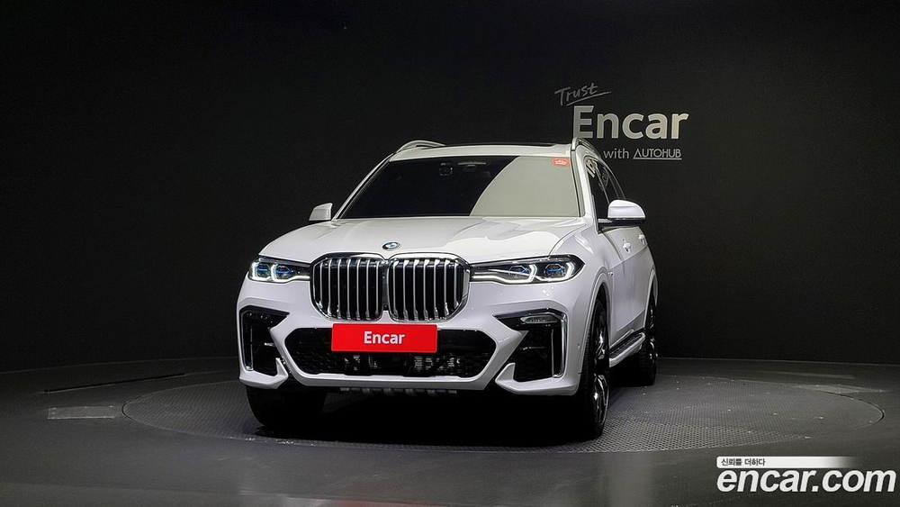 BMW X7 (G07) xDrive 40i M Sports 6-и местный (04.2022)