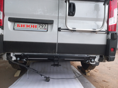Фаркоп под квадрат для Fiat Ducato / Citroen Jumper / Peugeot Boxer, c 2006г., Бизон.FA 0340-E
