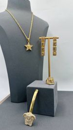 Кулон Versace