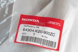64304-K20-900ZC. GARNISH, L. FR. *Y215*. HONDA
