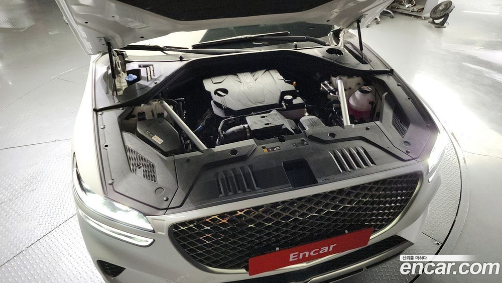 Genesis GV70 2.5T Бензин AWD (10.2022)