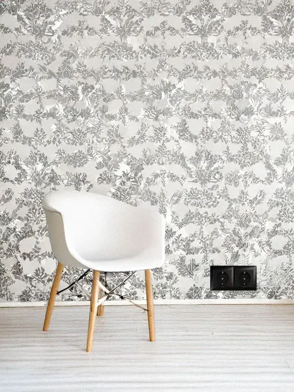 Розетка Legrand Vаlena цвет черный с заземлением (2шт) + рамка 2 пост 1шт