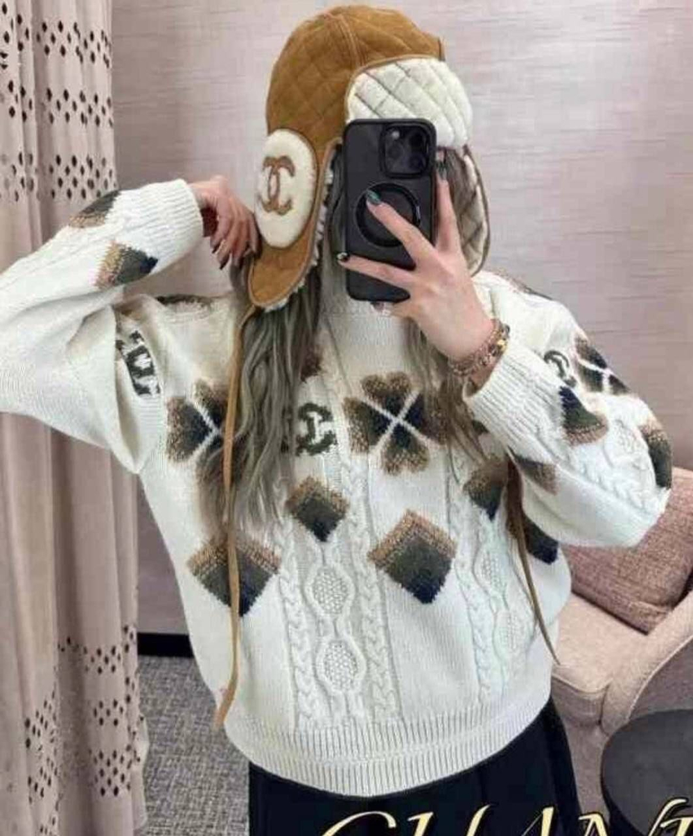 Свитер CHANEL
