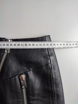 Юбка Stradivarius "под кожу" 40 размер