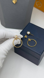 Серьги Louis Vuitton