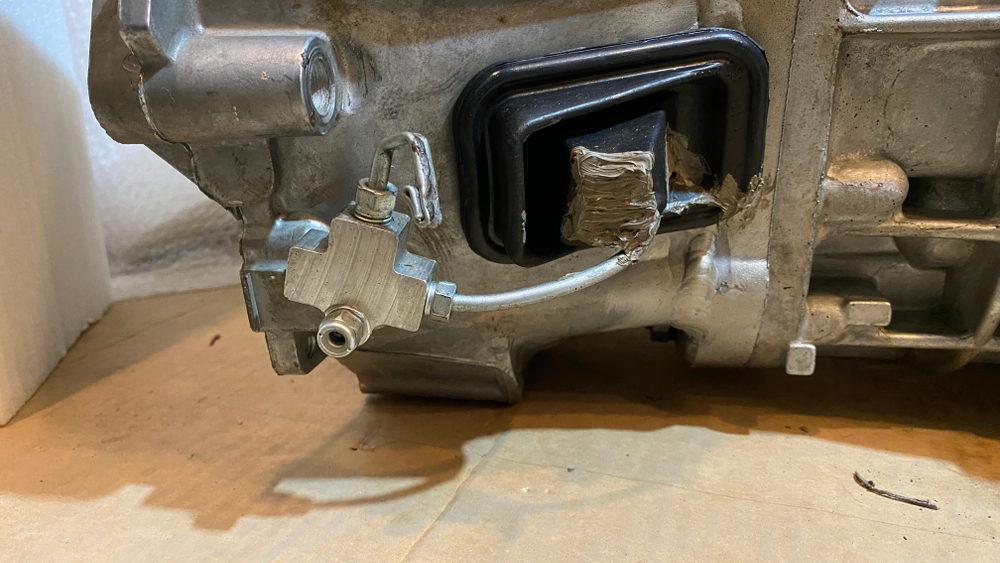 Японская КПП для Нива 4х4/Легенд (установочный комплект). Идеальна в бездорожье!