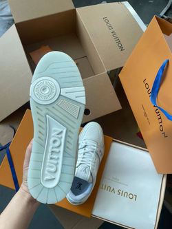 Кроссовки Louis Vuitton