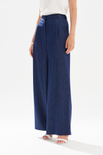 31259 Брюки женские (синий в полоску)