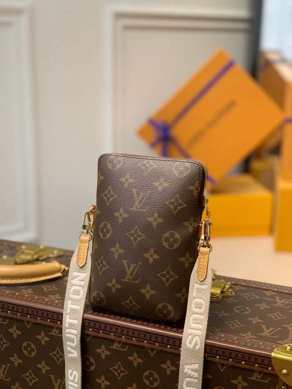 Louis Vuitton Utility Phone Sleeve