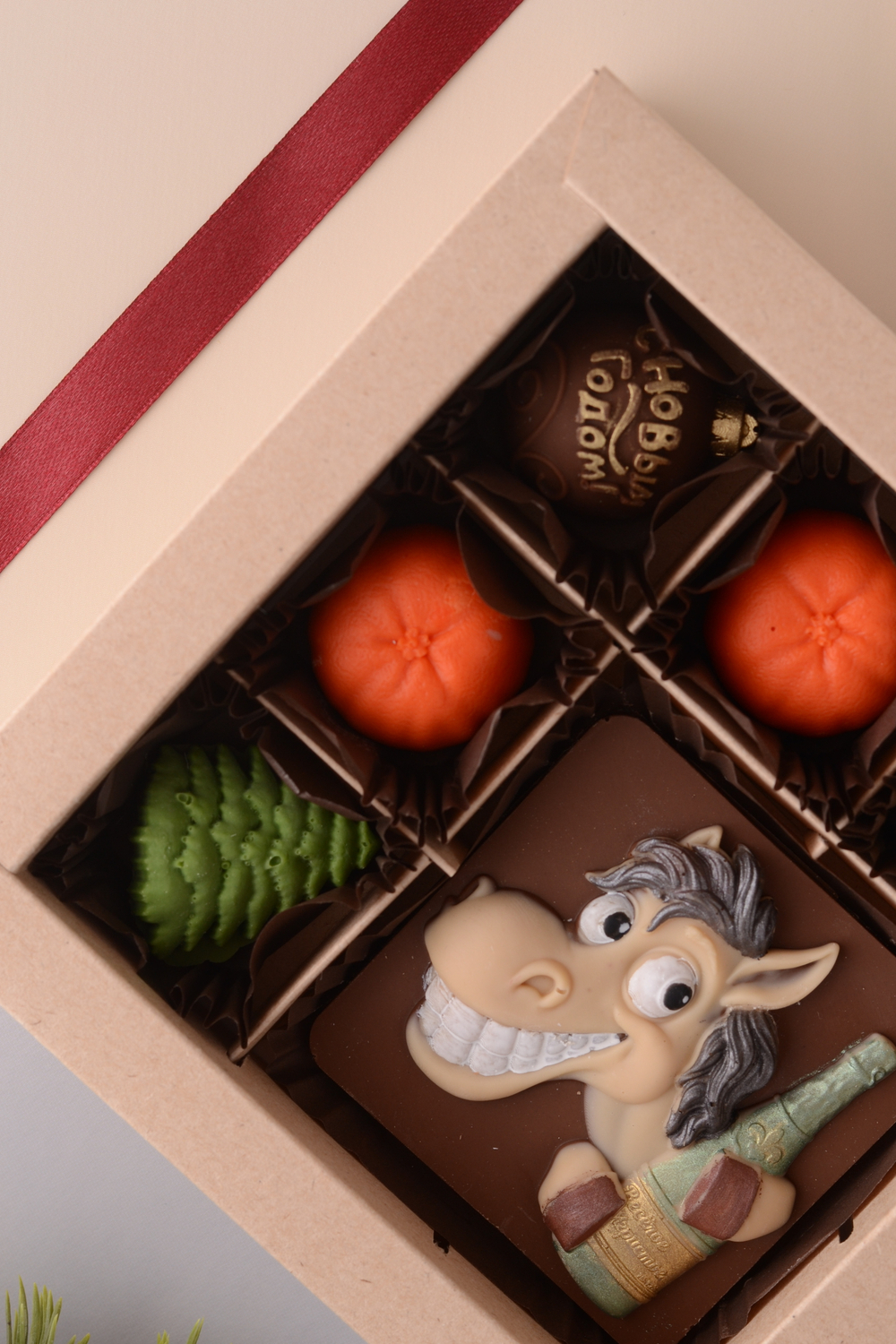 Набор шоколада ручной работы "Новогоднее настроение" #2 с символом 2026 года