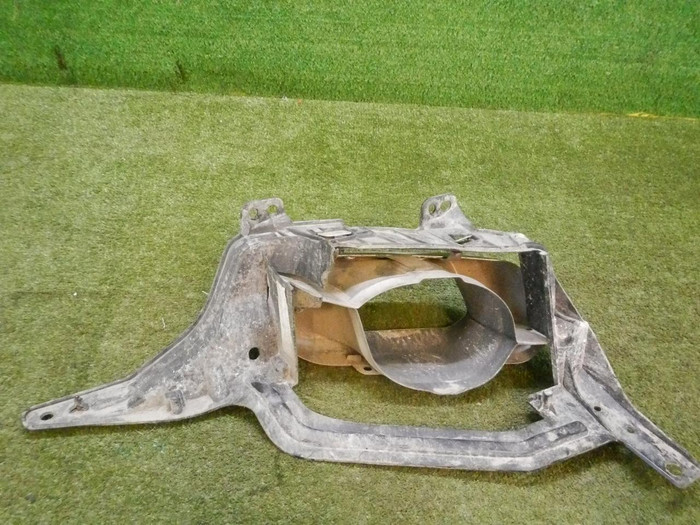 Насадка глушителя левая BMW X5 G05 (2018-2023)