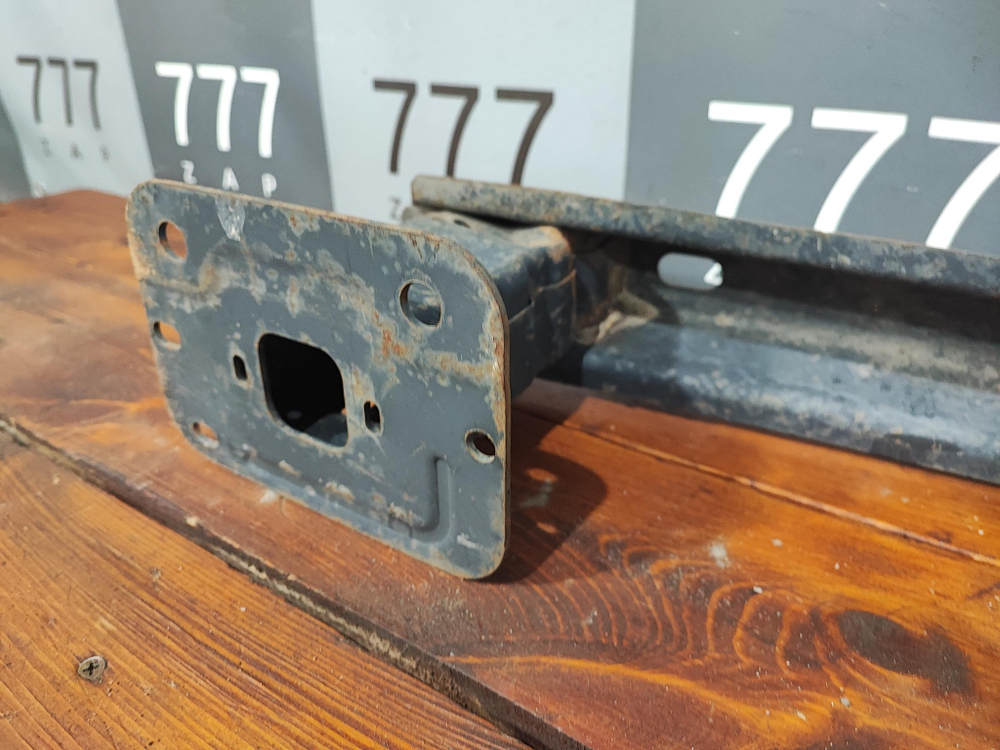 Усилитель заднего бампера Ford Focus 2 бу Оригинал 8V4110746AB