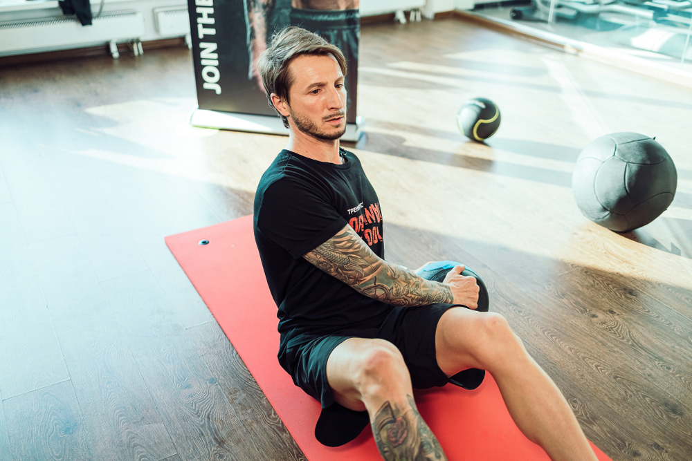 Мяч тренировочный (медицинбол) с хватами, 7 кг