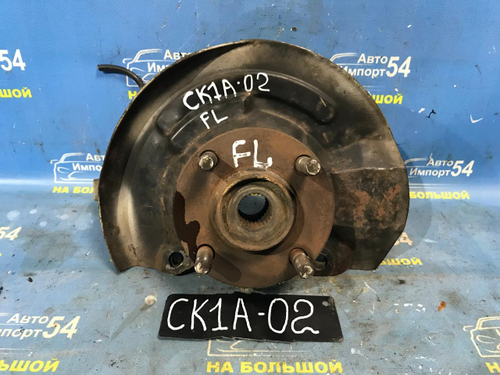 Ступица передняя левая MITSUBISHI LANCER 2000